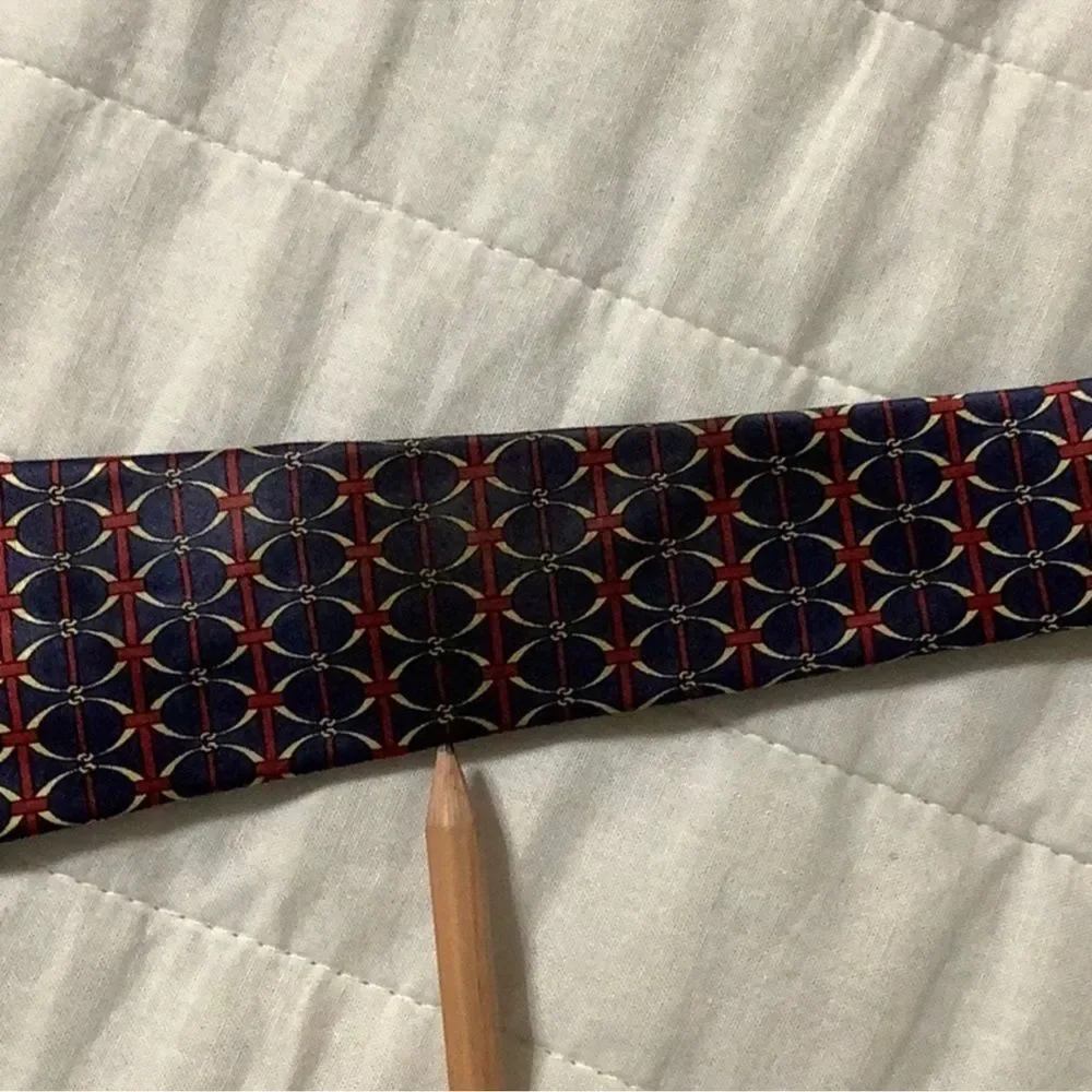 BILL BLASS Navy Burgundy Ivory Tie